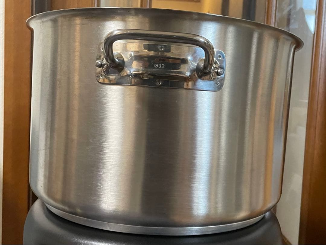 プロクック半寸胴鍋（蓋無）　32cm 美品