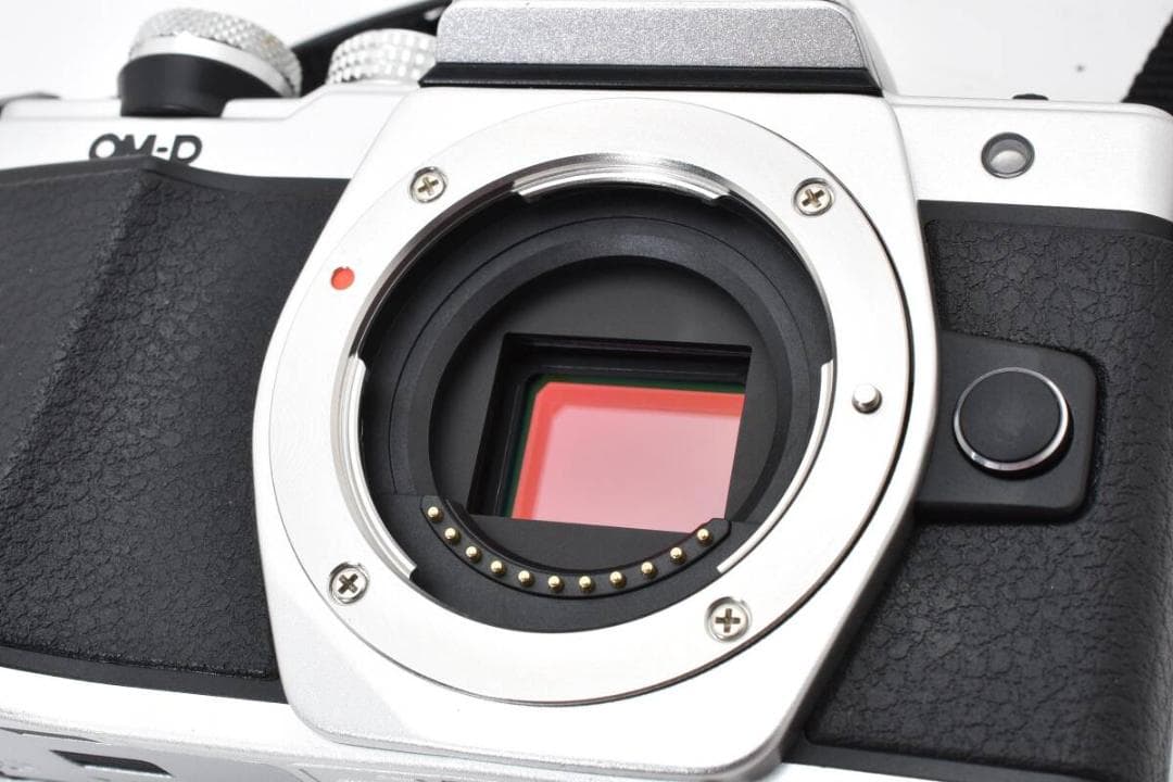 ★シャッター数1396回★ オリンパス OM-D E-M10 MarkⅡ ボディ