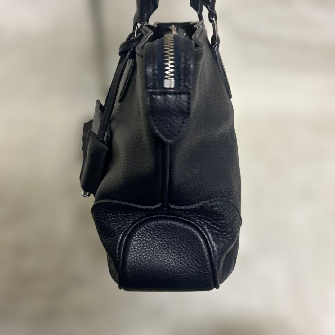 【美品】PELLE MORBIDAメイデンヴォヤージュ　肩掛け　A4 しぼ革