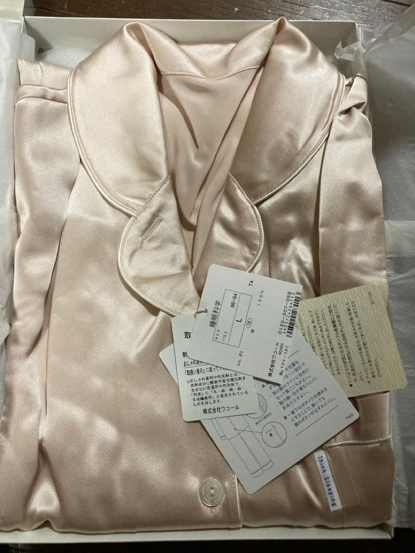 Wacoal サテンパジャマ Lサイズ ピンク シルク素材