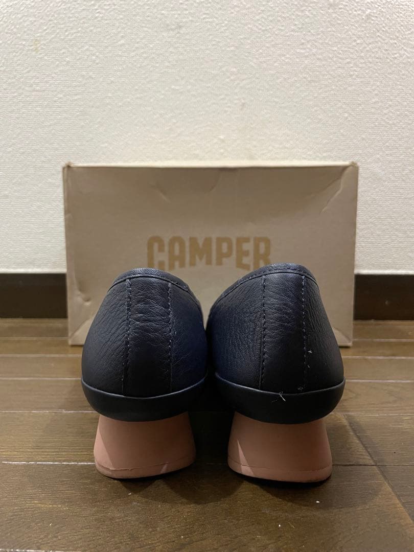 【専用】CAMPER(カンペール) ネイビーレザー　パンプス