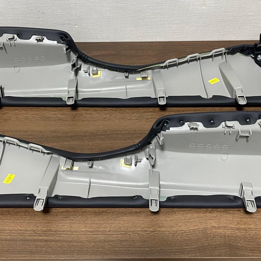 30後期 アルファード/ヴェルファイア ドアアームレスト(合成皮革製) 極上美品