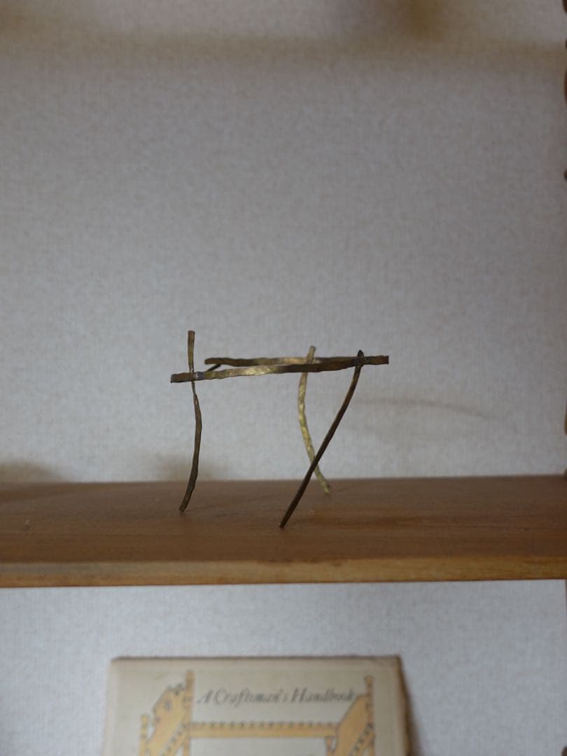 秋野ちひろ　古道具坂田