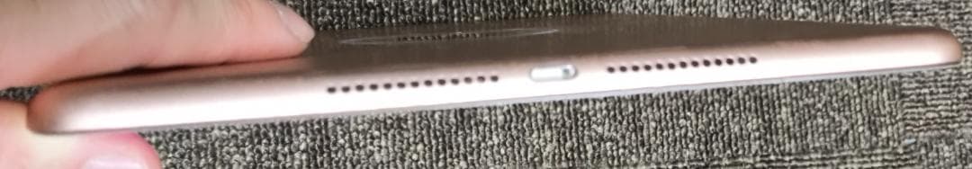 Apple iPad Wi-Fiモデル 128GB MRJP2J/A ゴールド