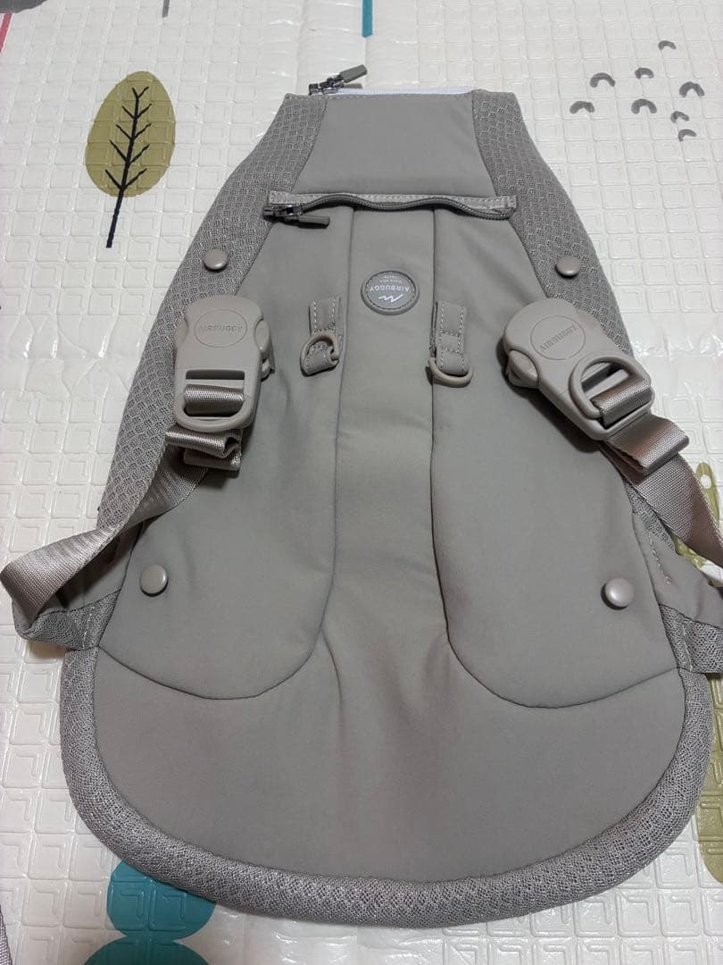 AIRBUGGY 抱っこ紐 サンドアッシュ