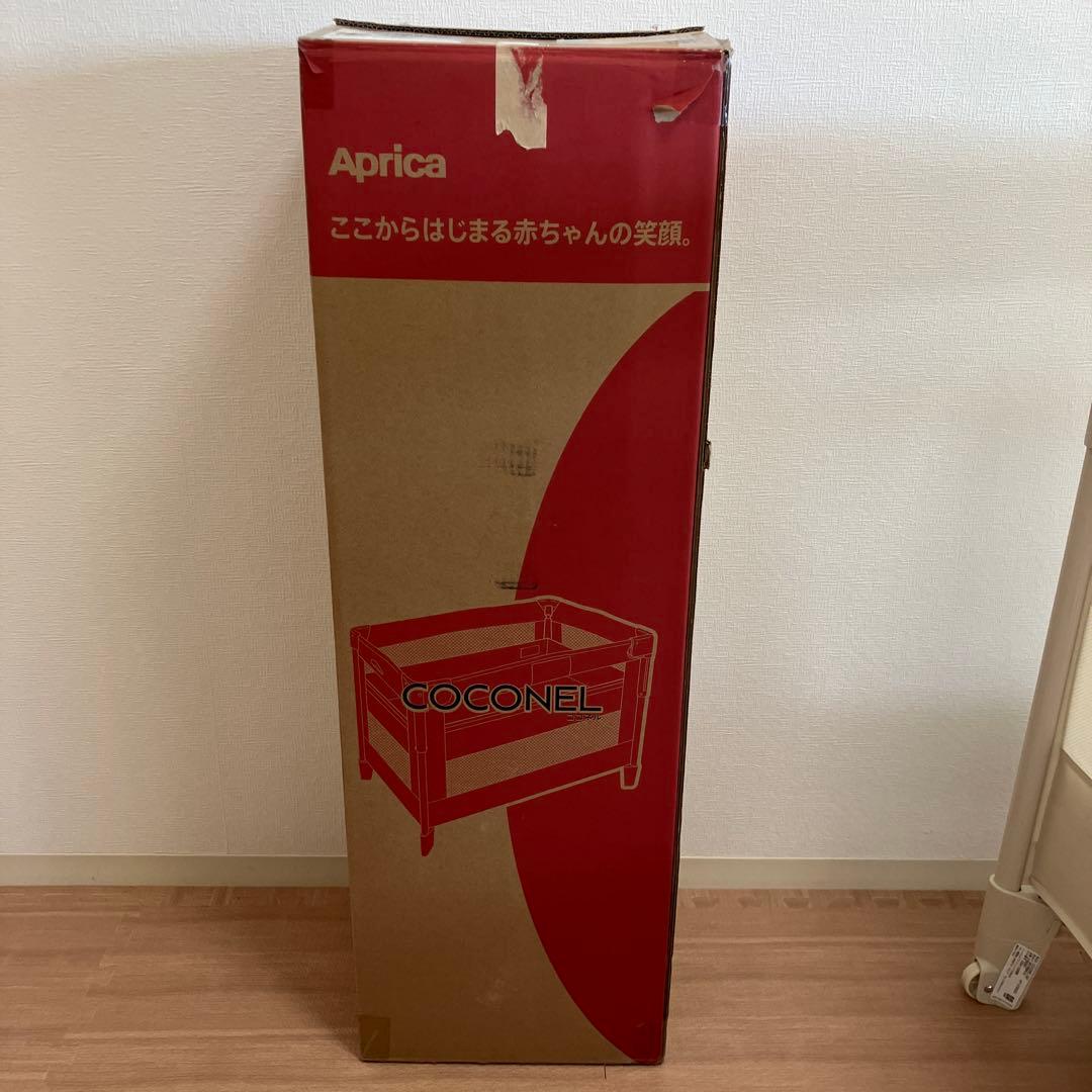 アップリカ　ココネル　エアーAB ホワイトグレー