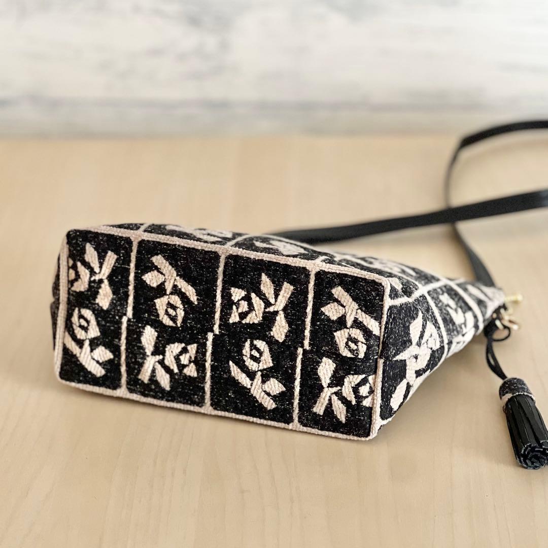 ミナペルホネン Lulu beigeショルダーバッグMB509-094