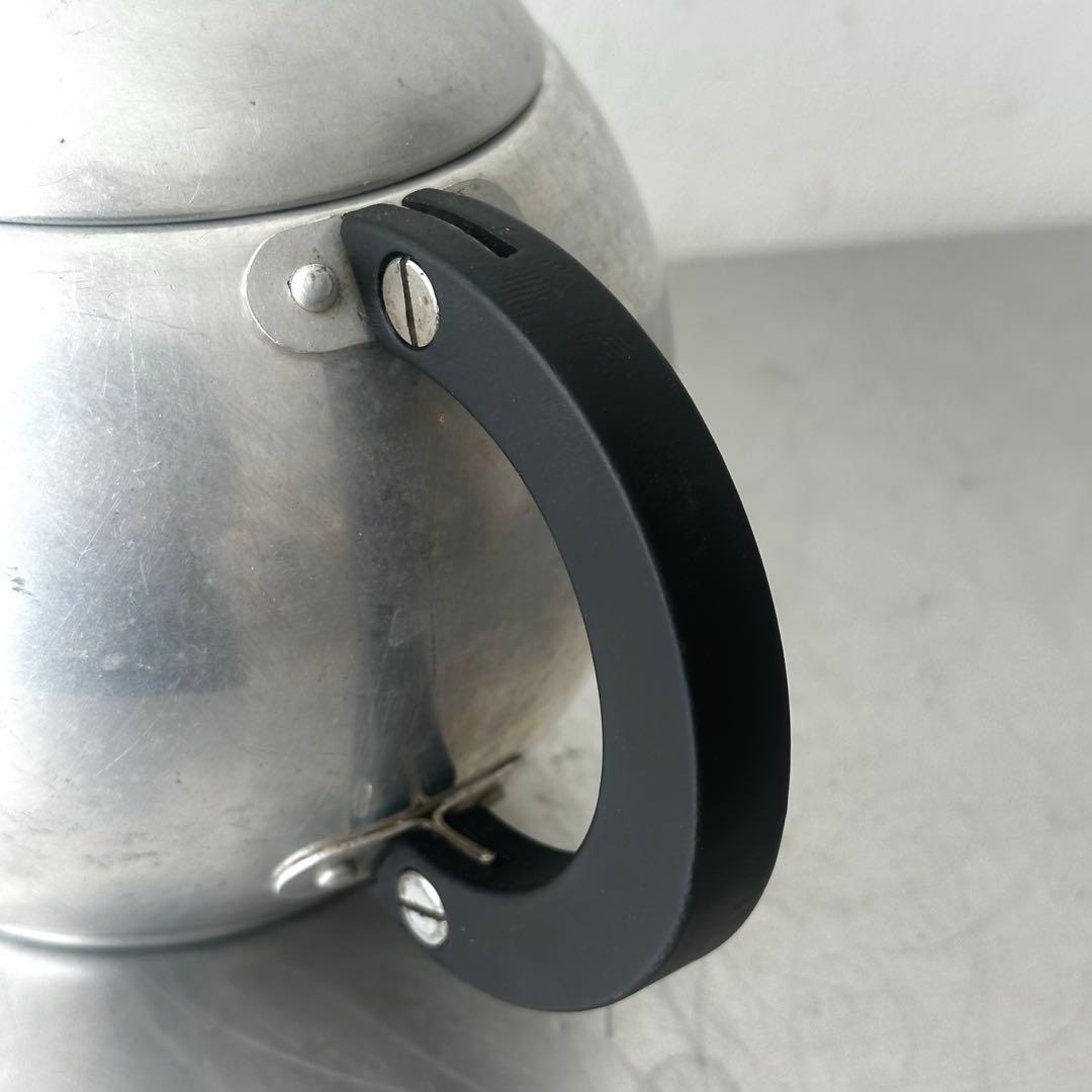 muku＊です/アンティーク/デザインが秀逸なアルミポット