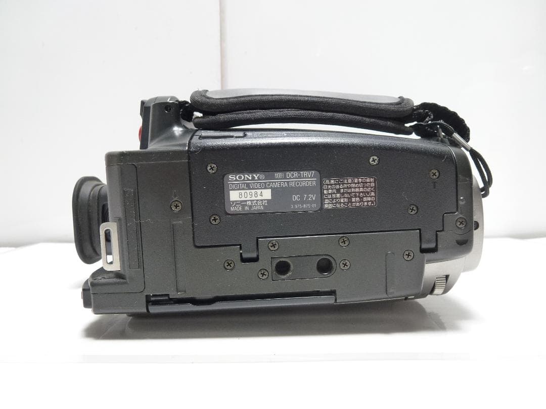 動作品 Mini DV　ソニーデジタルビデオカメラ　SONY DCR-TRV7