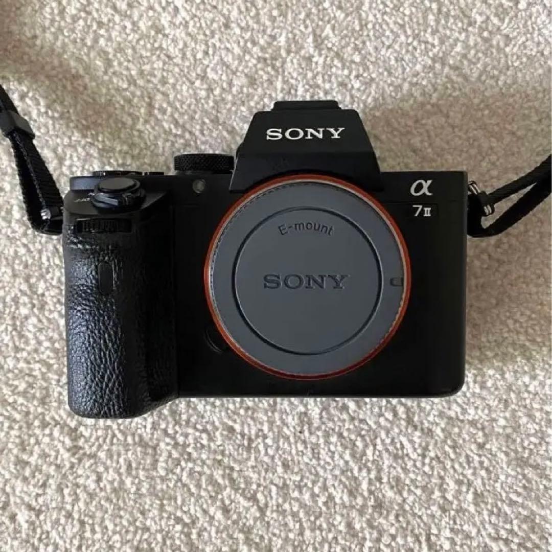 SONY α7iiミラーレス一眼　ボディ+バッテリー1本・箱付き