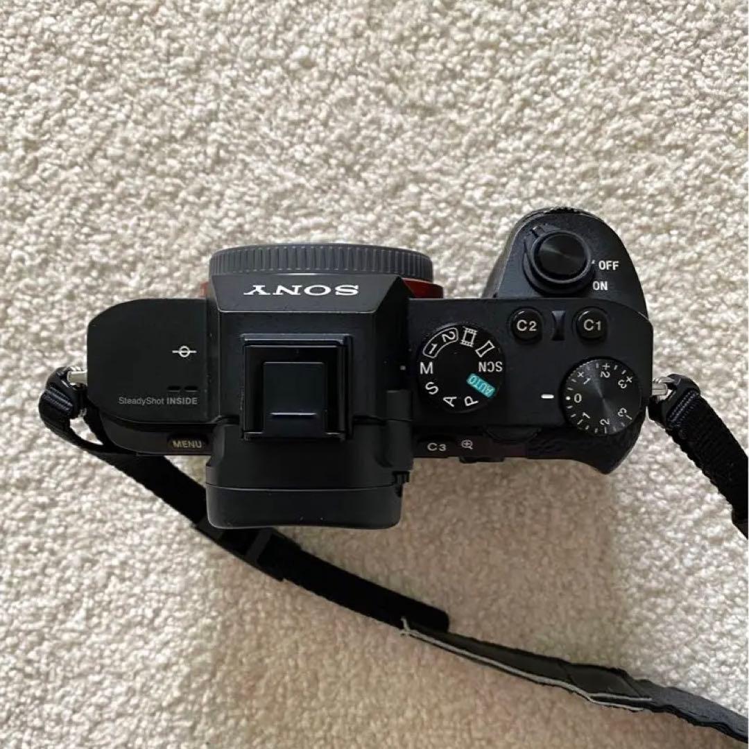SONY α7iiミラーレス一眼　ボディ+バッテリー1本・箱付き