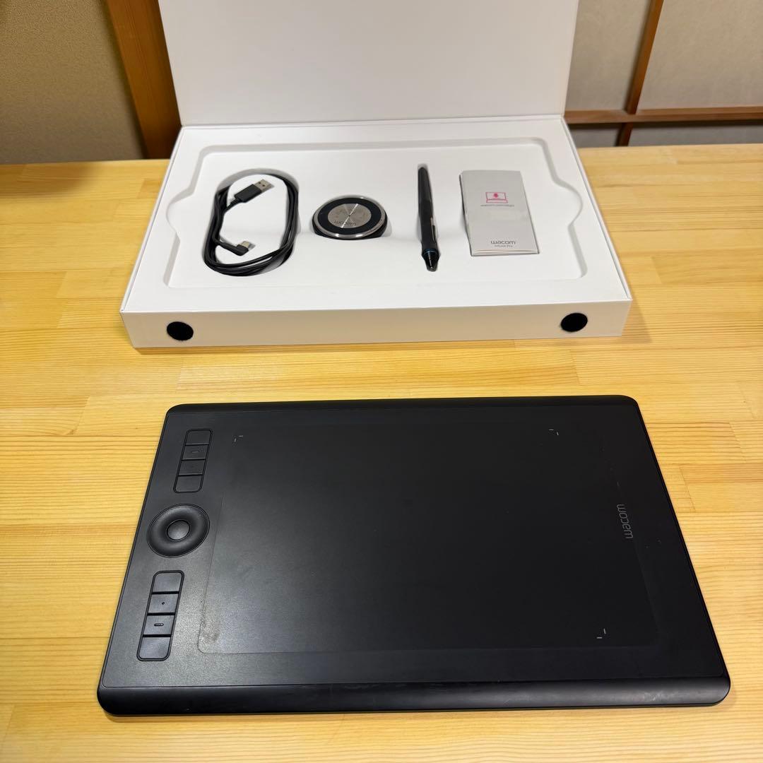 Wacom Intuos Pro PTH-660, ペンタブレット本体