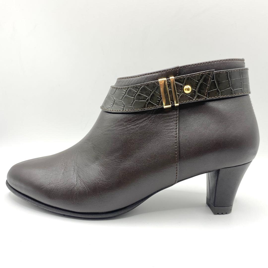 【未使用☆半額以下】ASICS WALKINGベルト付きショートブーツ ブラウン