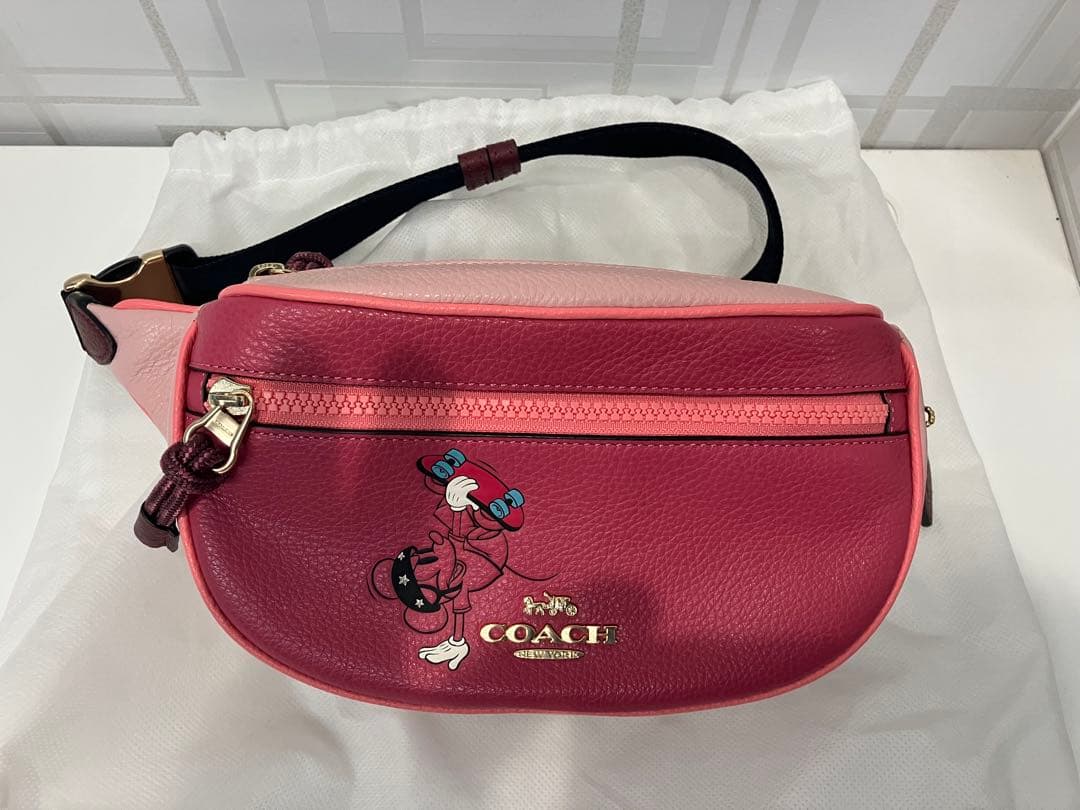 新品未使用品　COACH×Disney ボディバッグ　日本限定品