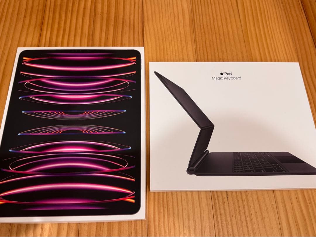 iPad Pro(第６世代)とMagicKeyboardのセット