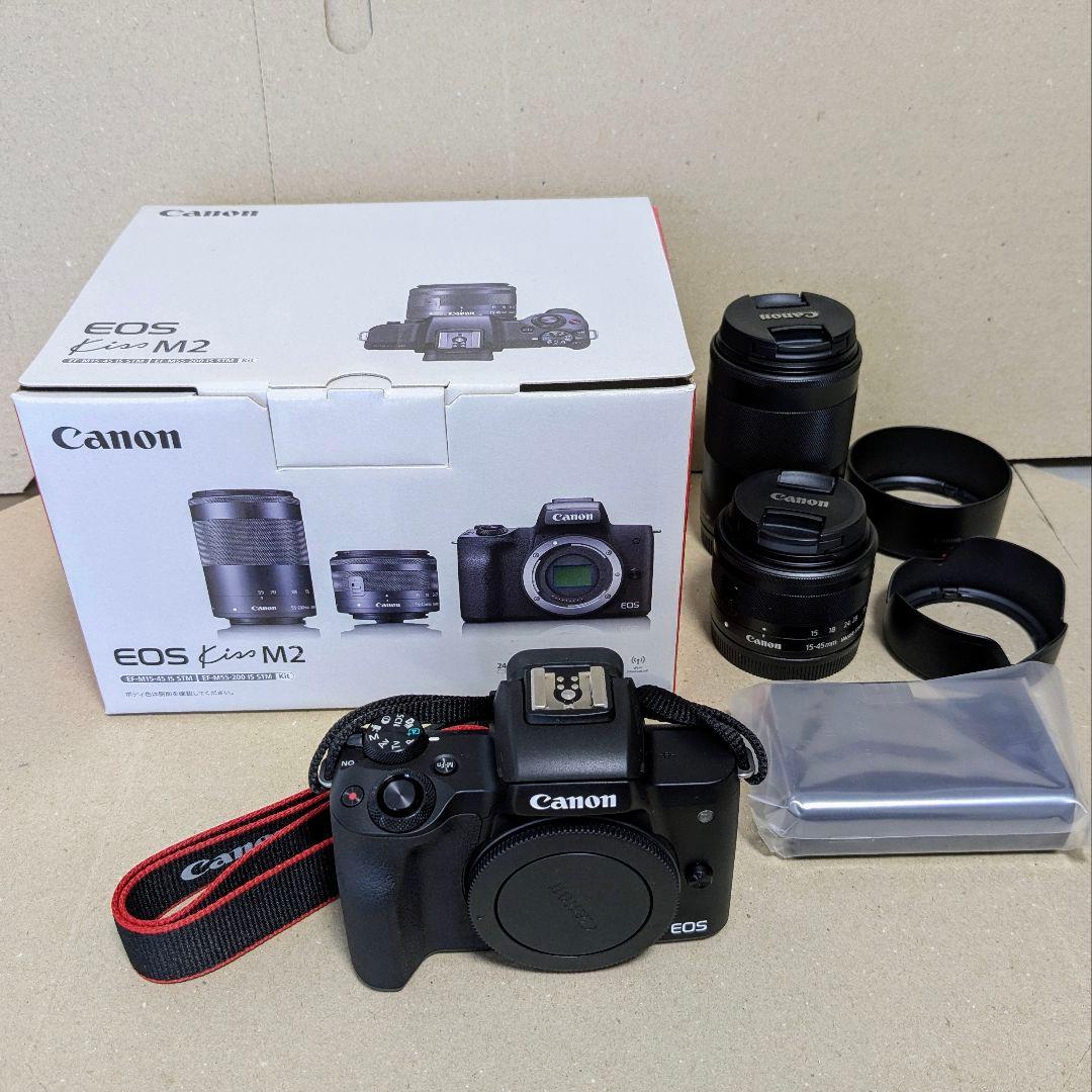 ミラーレス一眼カメラ EOS Kiss M2 ダブルズームキット ブラック