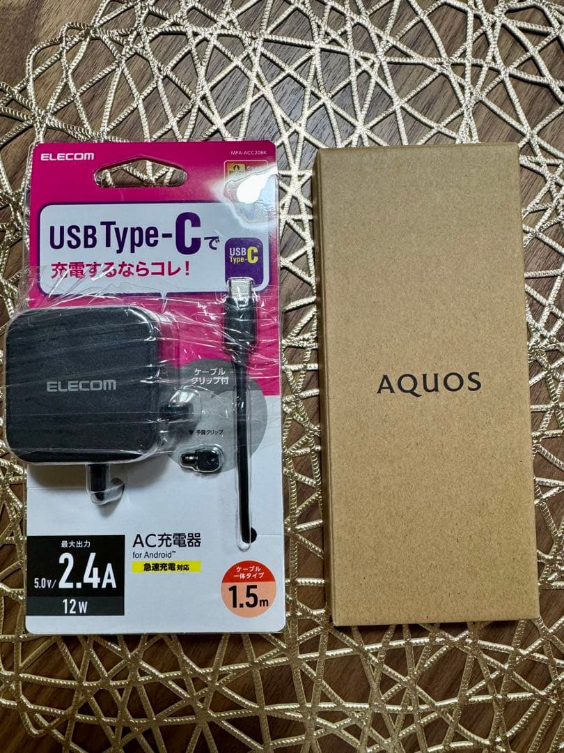 AQUOS wish3 & スマホ充電器 AC充電器 タイプC USB-C