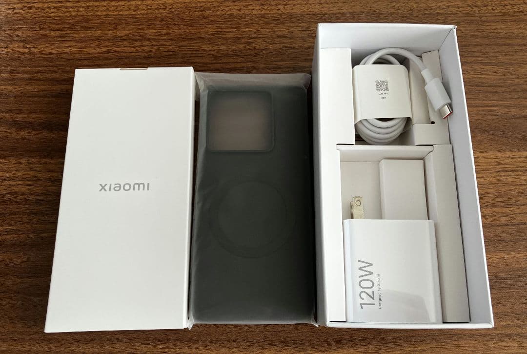 スマートフォン本体 Xiaomi 14T Pro 12GB RAM/256GB ROM