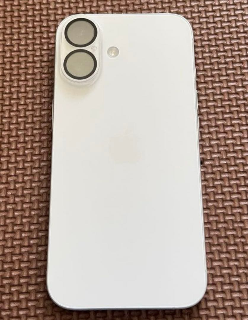 《美品》iPhone 16 中国版 ホワイト 128GB 物理消音ボタンあり