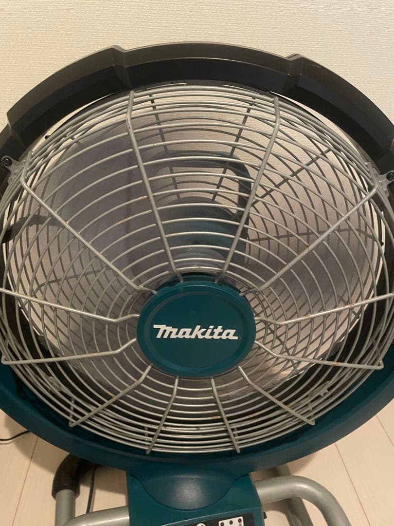 Makita スタンド型扇風機 3段階風量