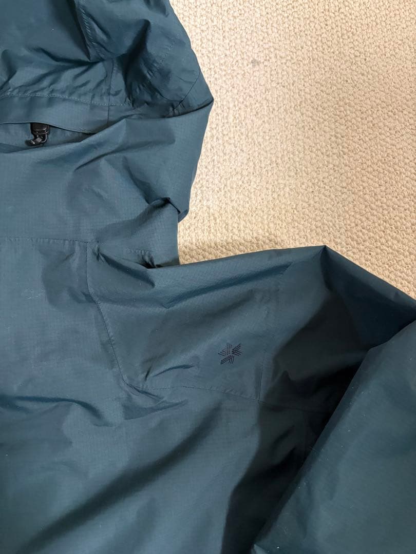 専用品 GOLDWIN GORE-TEX PRO Lサイズ マウンテンパーカー