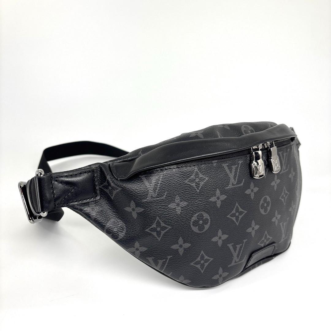 新品同様 ルイヴィトン モノグラム エクリプス ディスカバリー バムバッグ