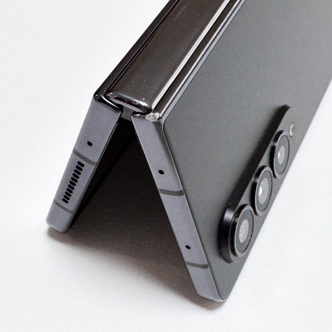 【中古】Samsung Galaxy Z Fold 4 12GB+512GB 黒