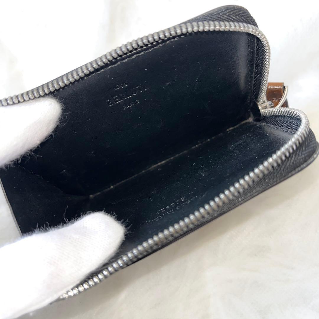 ベルルッティ　コアロジック スクリットレザー ジップ カードホルダー　ブラウン