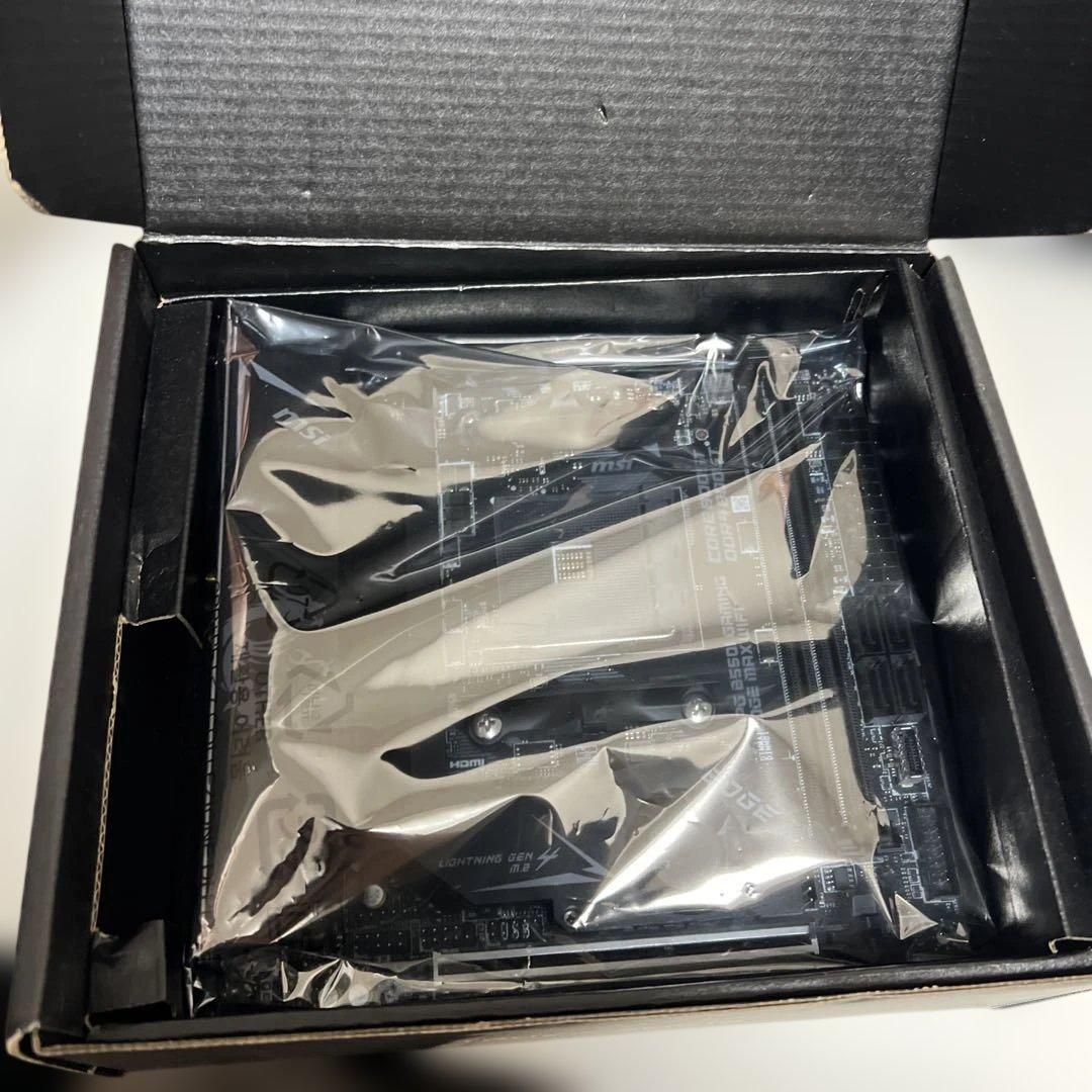 MSI B550I GAMING EDGE WIFI マザーボード