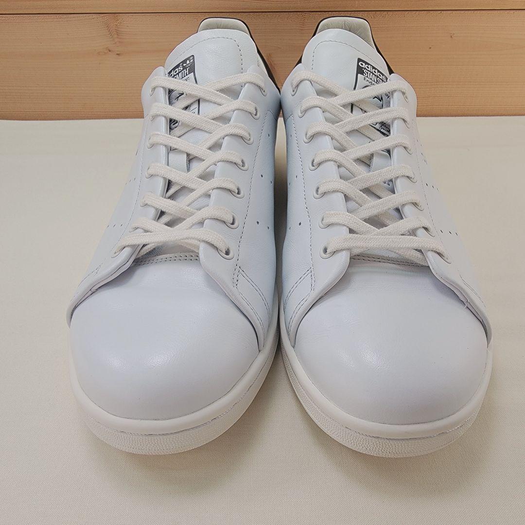 アディダス スタンスミス LUX ホワイト/ブラック 28cm