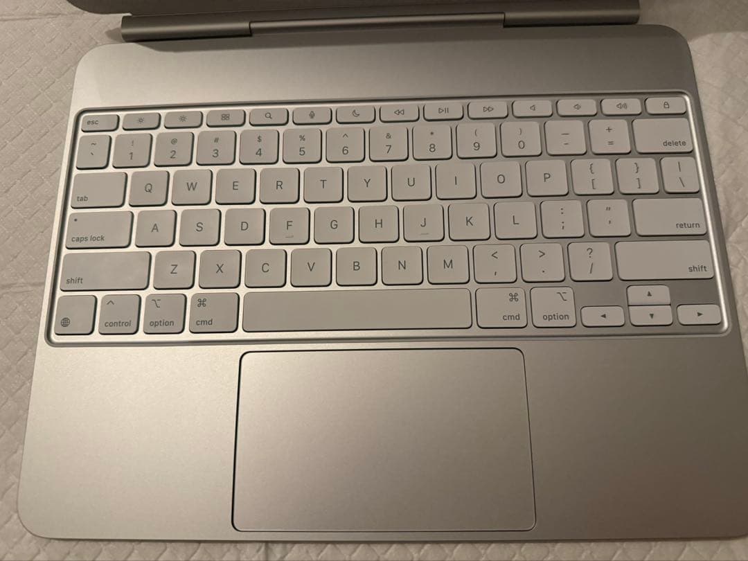 iPad Pro M5 13インチ用 Magic Keyboard US配列