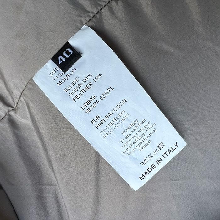 T*i様 ハンティングワールドのダウンコート　ムートンコンビ　ロゴ入り