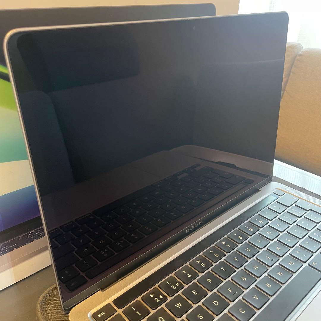 MacBook Pro M1 1TB ケース付き