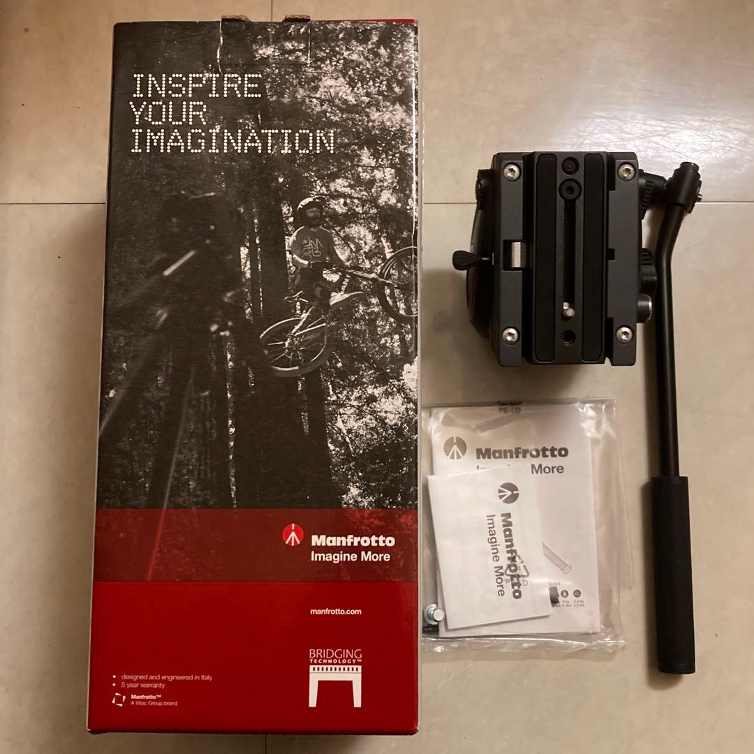 マンフロット MVH500AH Fluid Video Head with F…
