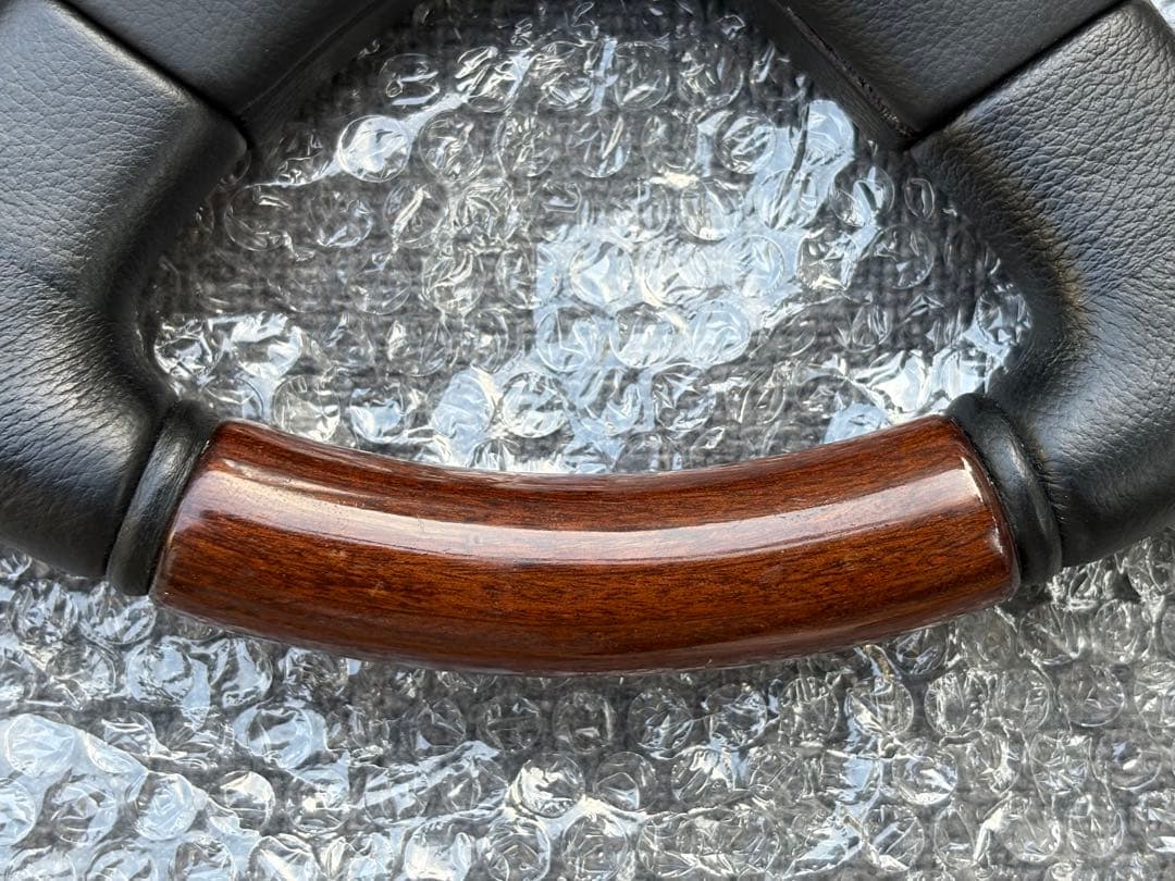 MOMO ウッドステアリング Olympic3 ウッドコンビステアリング