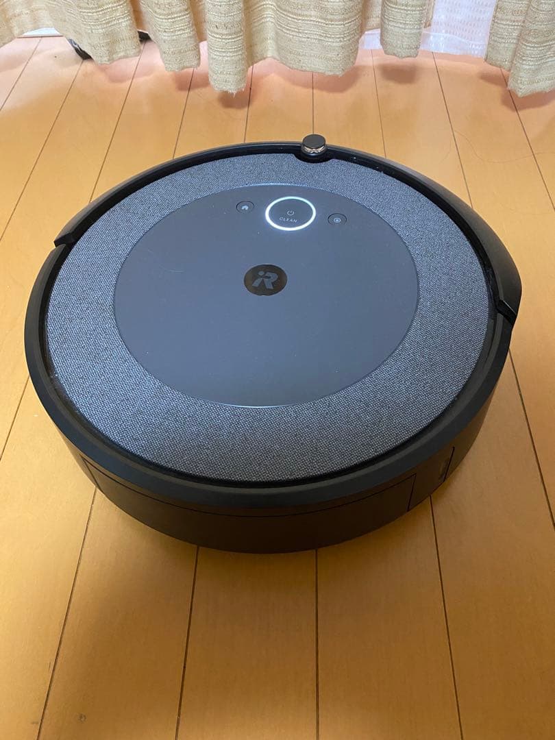 中古美品　iRobot roomba i3 ルンバ /クリーンベース