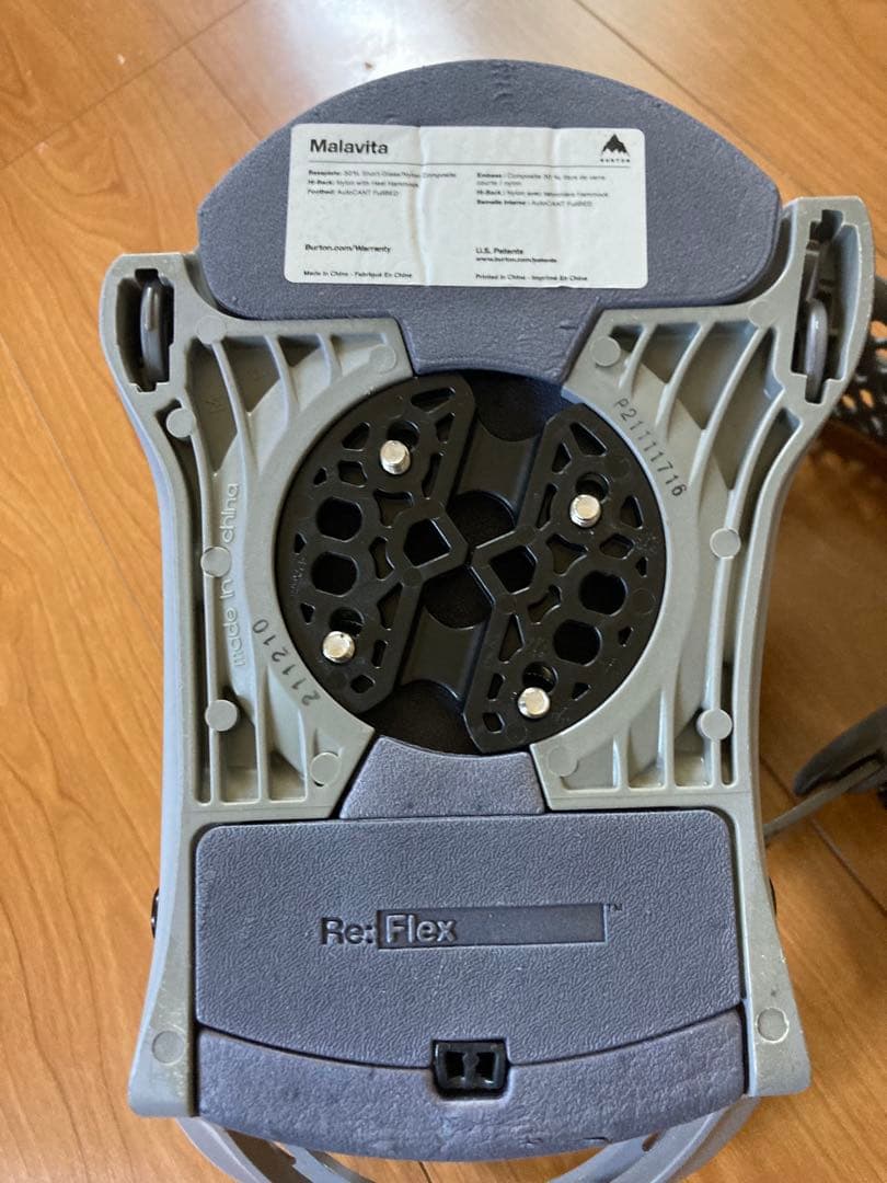 最終型 BURTON MALAVITA Re:Flex マラビータ22-23