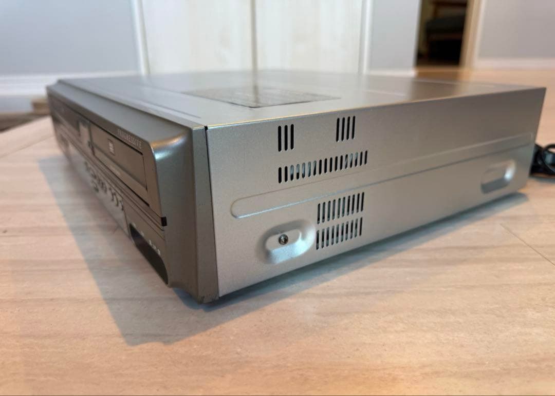 【ダビング動作確認済】HDD内蔵VHS DVDレコーダー DVHR-V160