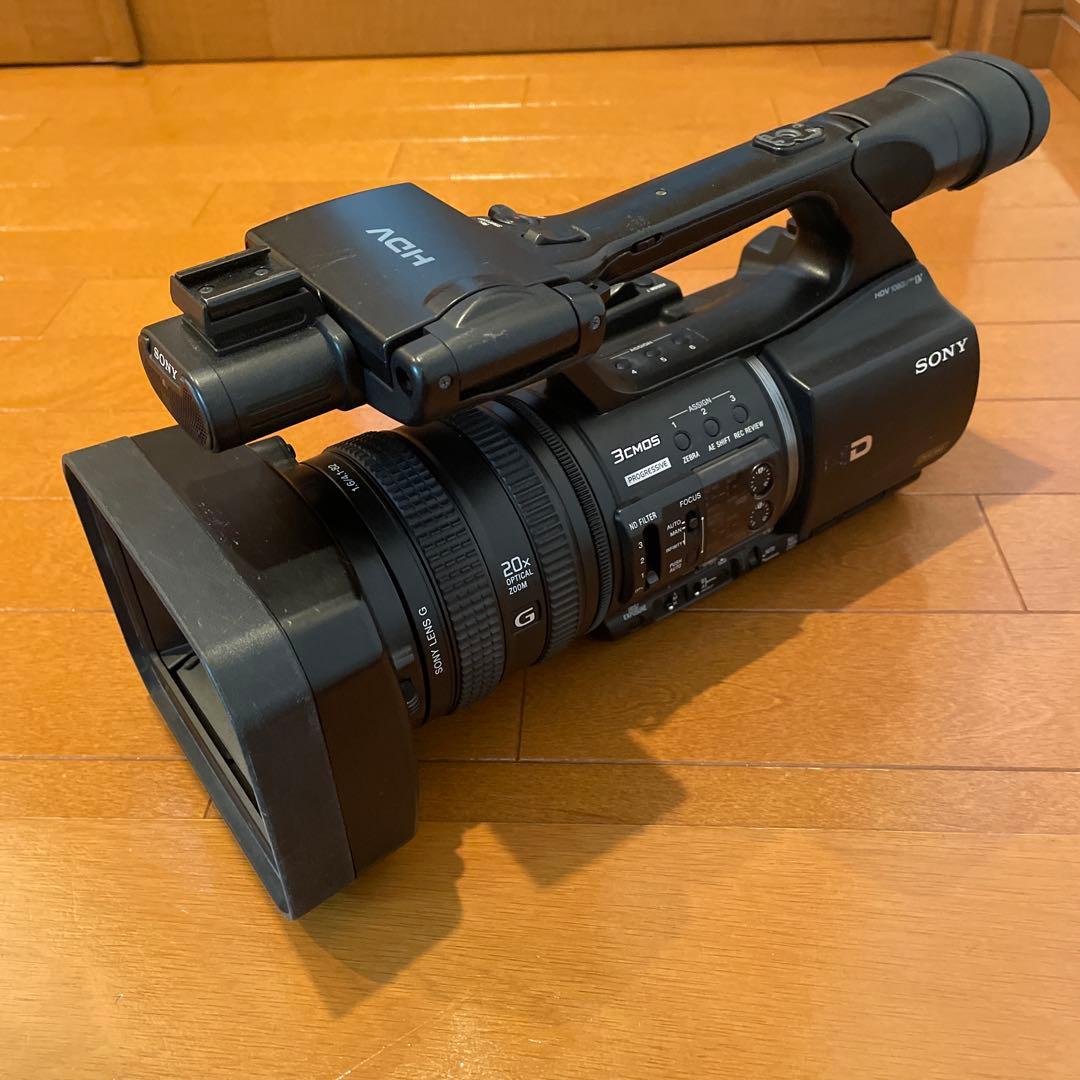 ビデオカメラ HVR-Z5J