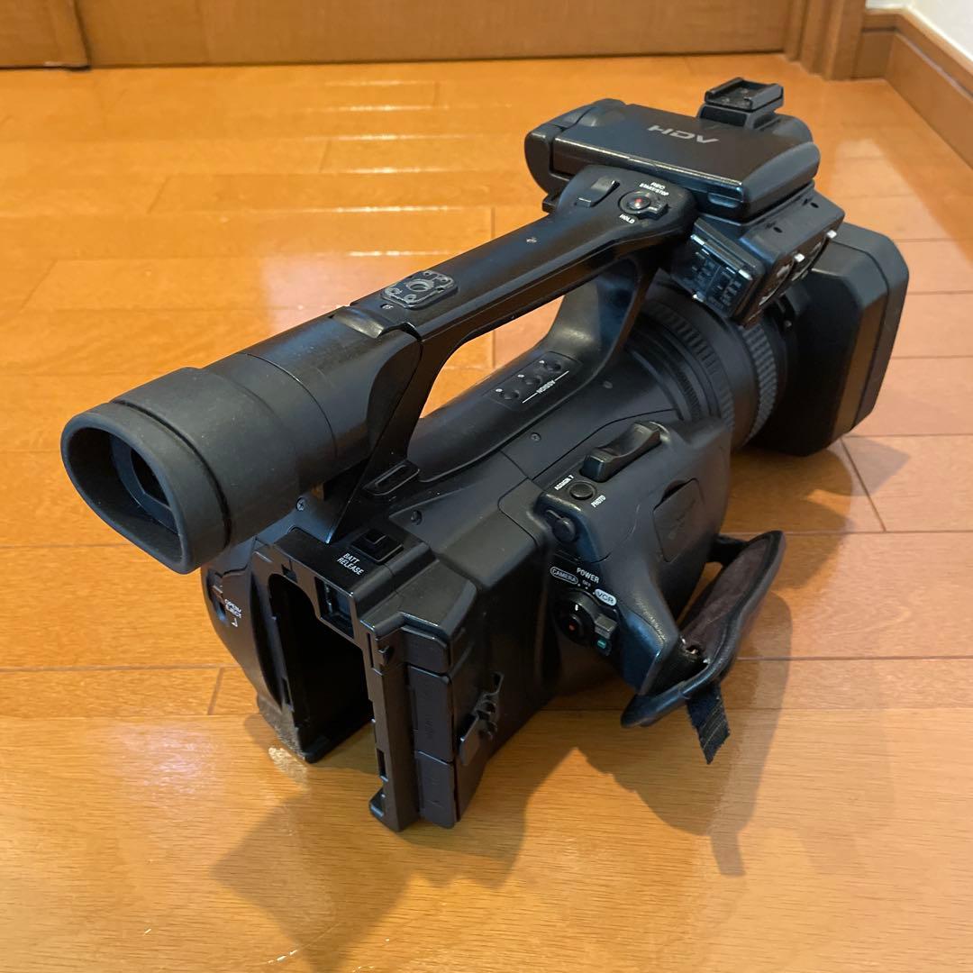 ビデオカメラ HVR-Z5J