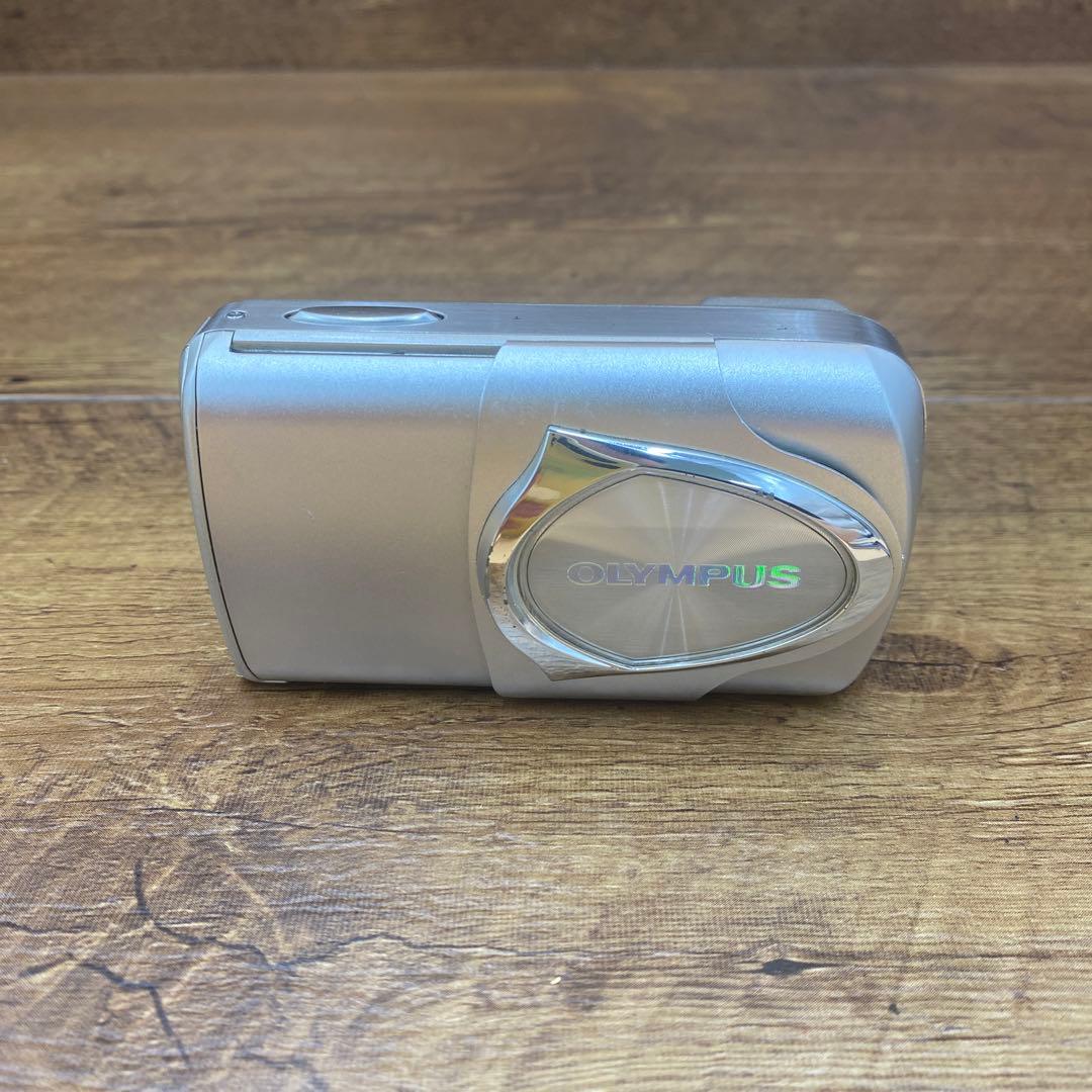 OLYMPUS オリンパス　デジタルカメラ　M-20 シルバー　y-36