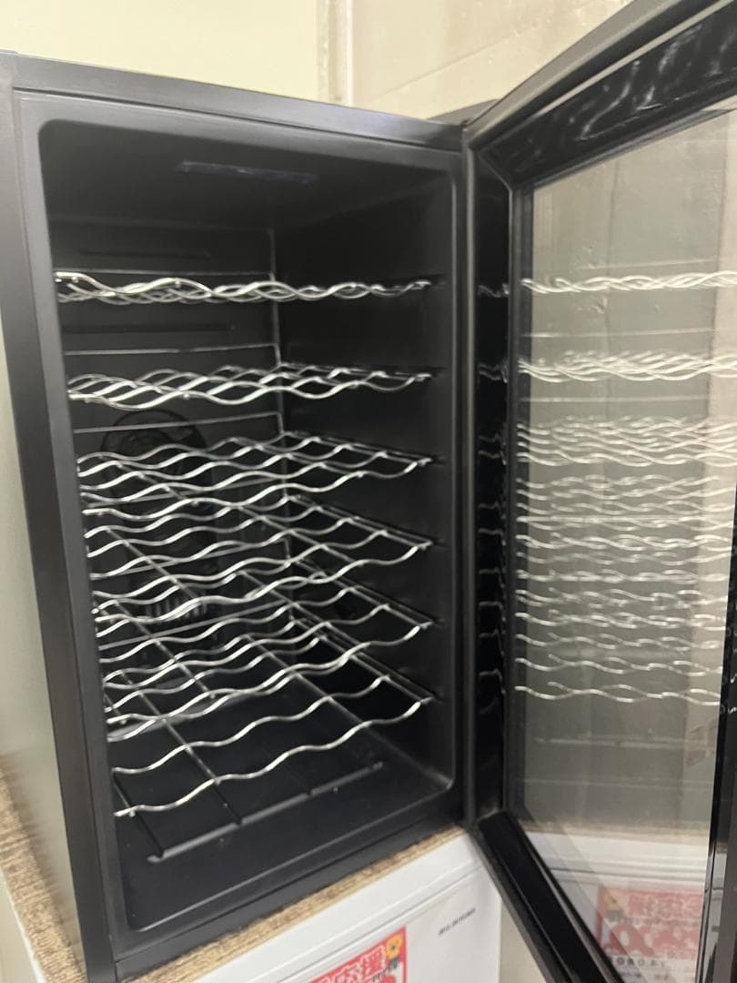 ワインセラー　２４本　ミラードア　ブラック