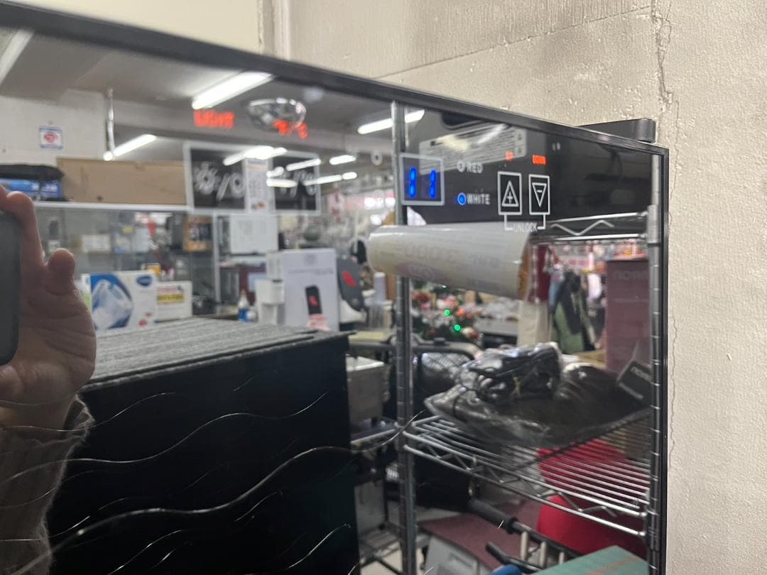 ワインセラー　２４本　ミラードア　ブラック