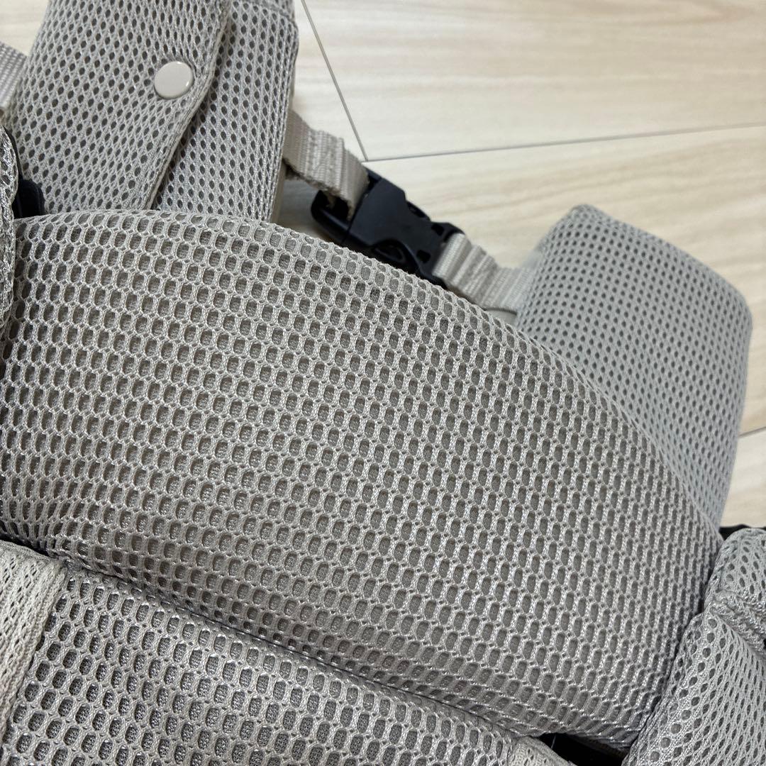 アップリカ　ラクリス（赤ちゃん本舗限定カラーベージュ）抱っこ紐