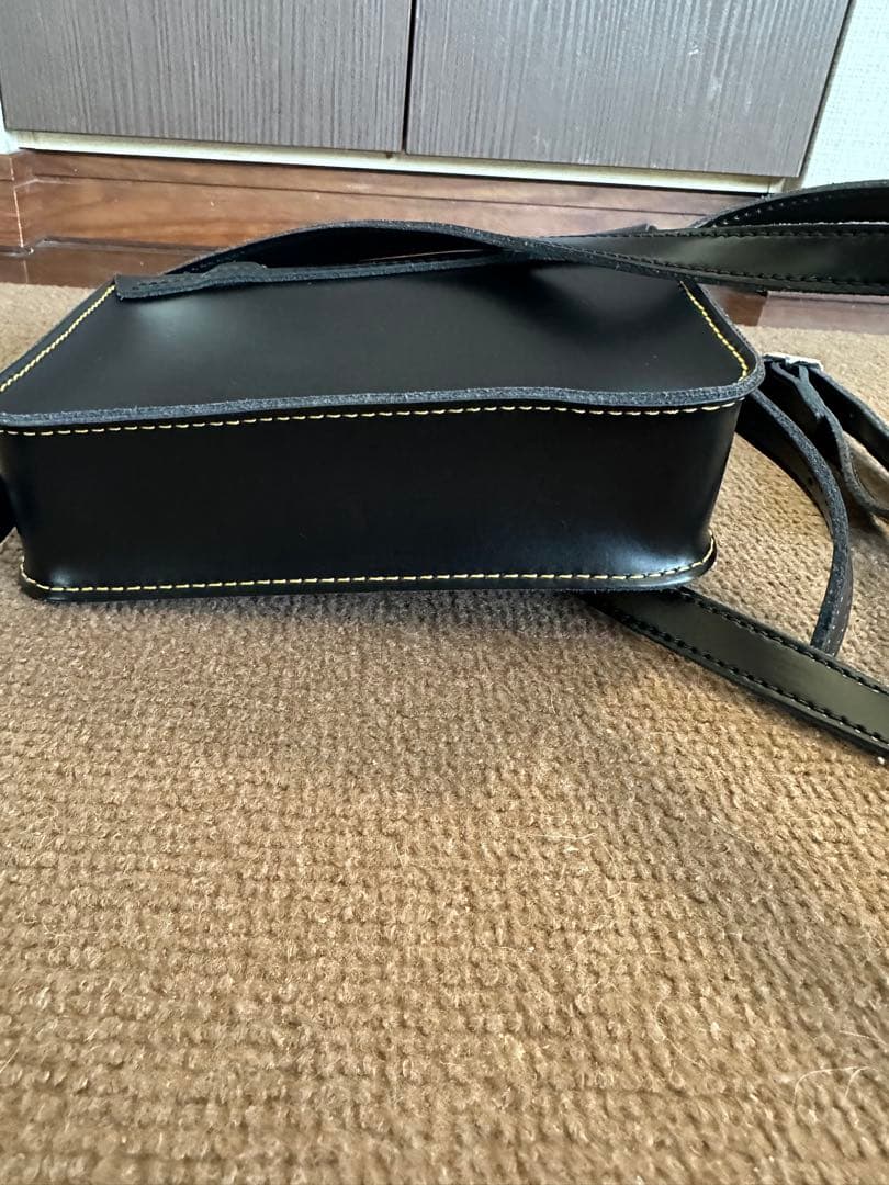 ドクターマーチン　ポーチ