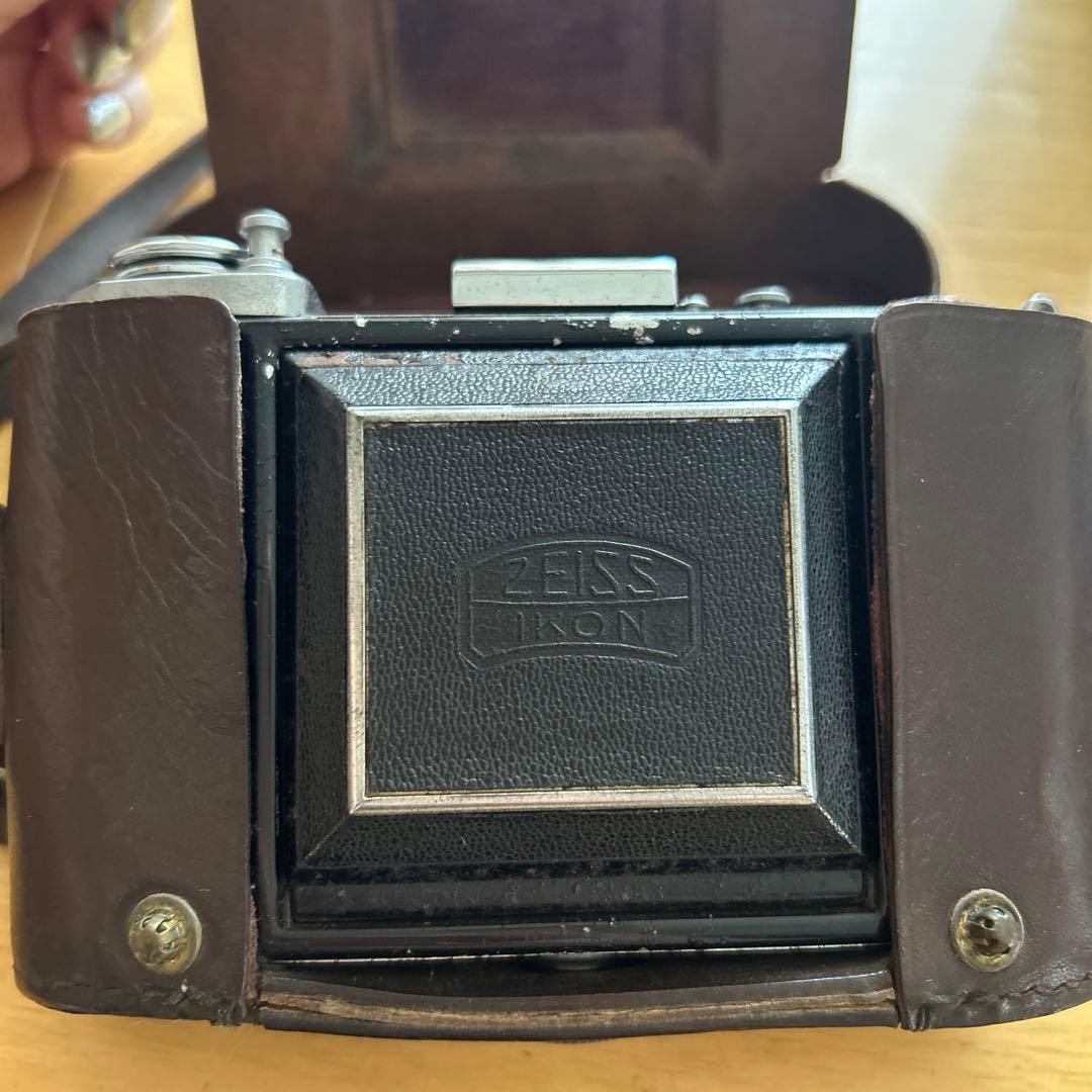 ZEISS  IKON カメラ