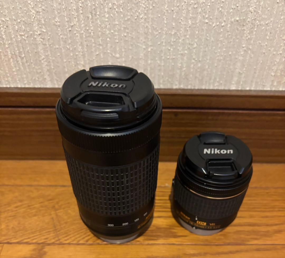 Nikon D5600デジタル一眼レフカメラ ダブルキット 望遠300mmまで
