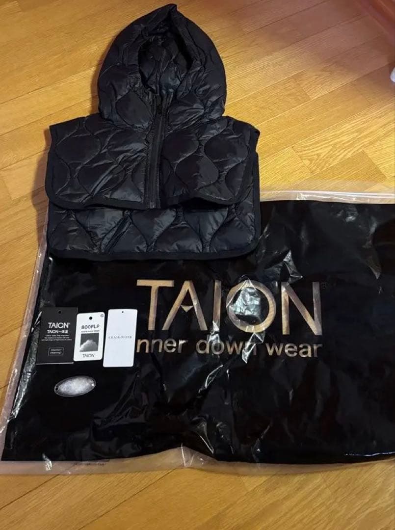 FRAMeWORK TAION/タイオン 別注フードビブス付きブルゾン 2