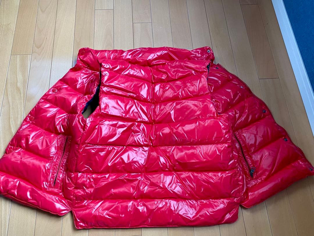 MONCLER TIB GILET ダウンベスト　光沢あり