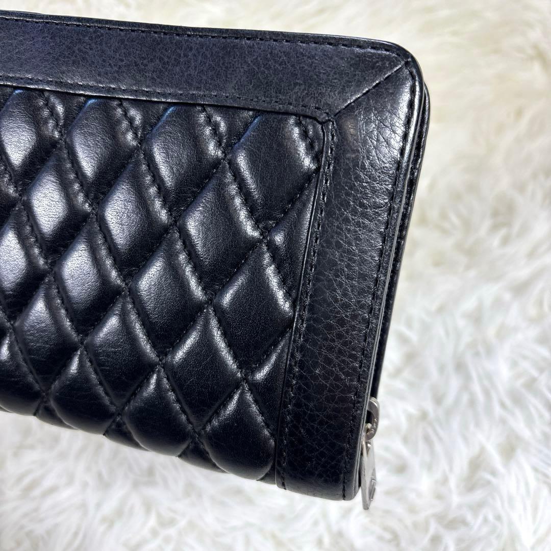 美品✨DIESEL オールレザー キルティング 長財布 ブラック メタルロゴ